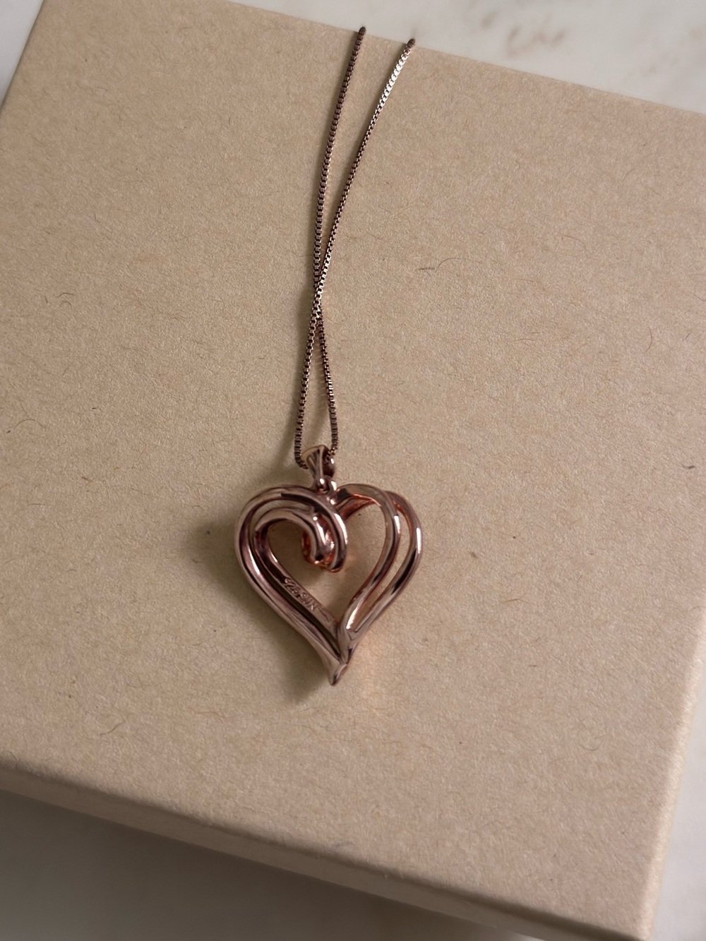 Rose Gold Diamond Heart Pendant Necklace - Picture 3 of 4